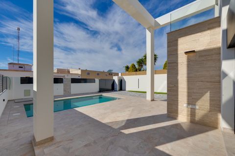 Villa i Torrevieja, Alicante, Torrevieja - € 750.000 | Ref: C093-D01-V44 - foto 17