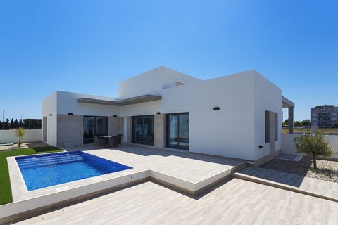 Villa i Daya Nueva, Alicante, Daya Nueva - € 331.000 | Ref: BM8057 - foto 1