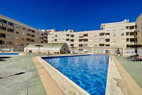 Penthouse i Torrevieja, Alicante, Torrevieja - € 149.900 | Ref: MLSC7359725 - foto 2