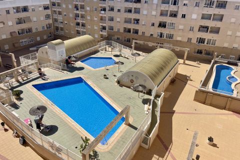 Penthouse i Torrevieja, Alicante, Torrevieja - € 149.900 | Ref: MLSC7359725 - foto 4