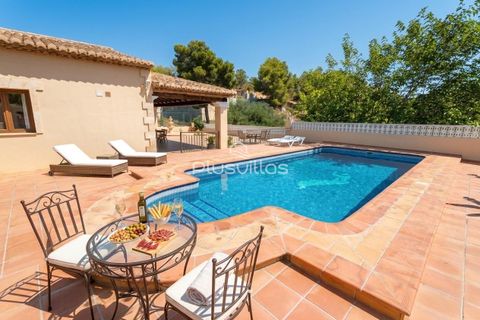 Villa in Calpe, Alicante - photo 1