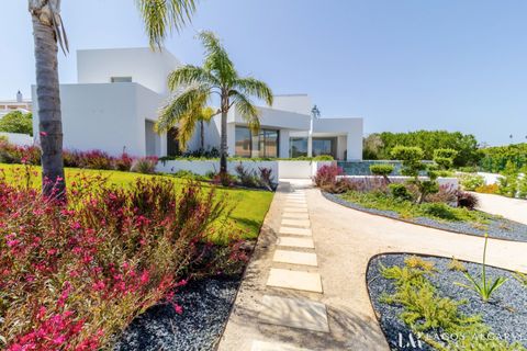 Villa i Lagos, Faro, Lagos - € 2.575.000 | Ref: VA136 - foto 2