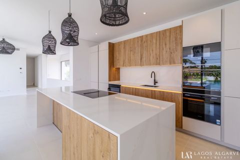 Villa i Lagos, Faro, Lagos - € 2.575.000 | Ref: VA136 - foto 12