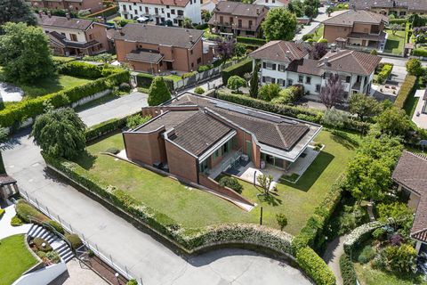 Villa a Trofarello, Turin, Trofarello - € 715.000 | Ref: 14101 - foto 4