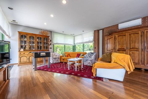 Villa a Trofarello, Turin, Trofarello - € 715.000 | Ref: 14101 - foto 20