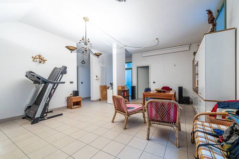 Villa a Trofarello, Turin, Trofarello - € 715.000 | Ref: 14101 - foto 37