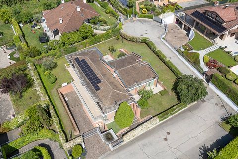 Villa a Trofarello, Turin, Trofarello - € 715.000 | Ref: 14101 - foto 47