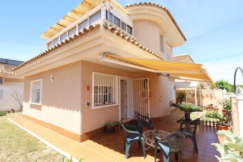 Villa i Punta Prima, Alicante, Punta Prima - € 264 900 | Ref: WIH3004 - foto 8