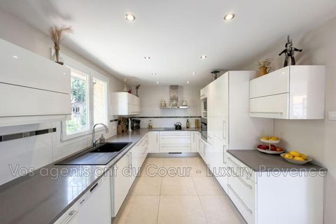 Villa a Gardanne, Bouches-du-Rhone, Gardanne - € 672.000 | Ref: 889V1918M - foto 17