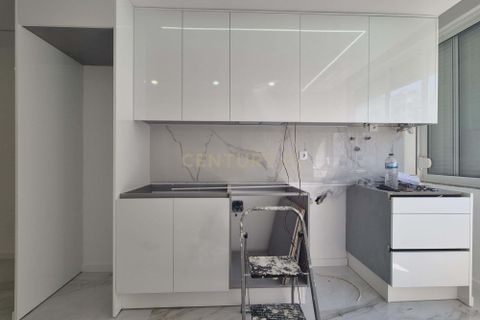 Lejlighed i Amadora, Lisbon, Amadora - € 235.000 | Ref: C0222-07068 - foto 1