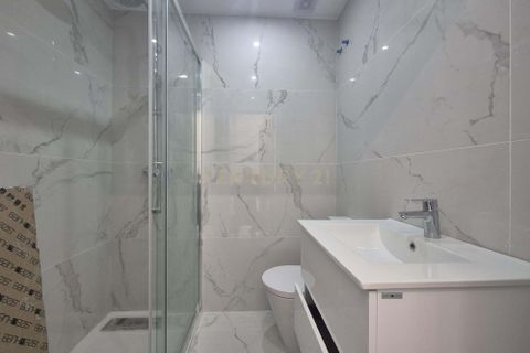 Lejlighed i Amadora, Lisbon, Amadora - € 235.000 | Ref: C0222-07068 - foto 3