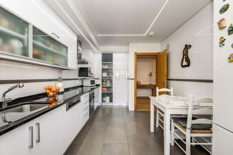 Lejlighed i Amadora, Lisbon, Amadora - € 649.000 | Ref: C0222-07069 - foto 3