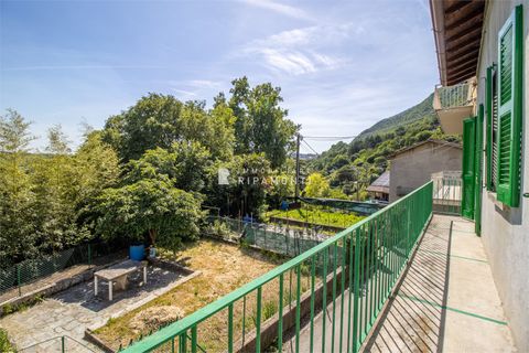 Villa a Civate, Lecco, Civate - € 165.000 | Ref: Rif. 127V - foto 12
