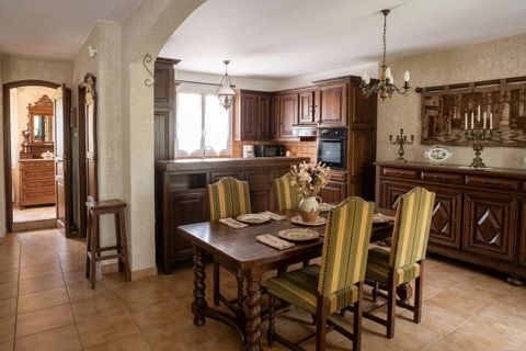 Villa i Marignane, Bouches-du-Rhone, Marignane - € 350.000 | Ref: 87050757 - foto 1