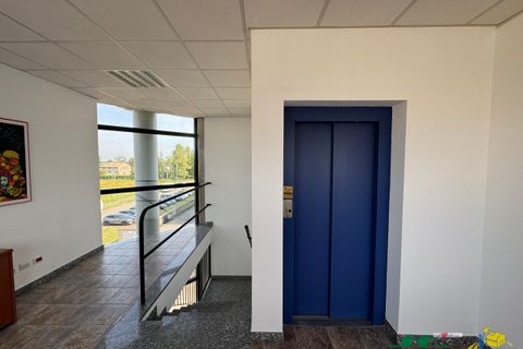 Erhvervsejendom i Parma, Parma, Parma - € 690.000 | Ref: 10944 - foto 9