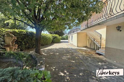 Villa i Charly, Rhone, Charly - € 649.000 | Ref: DOM32482 - foto 10