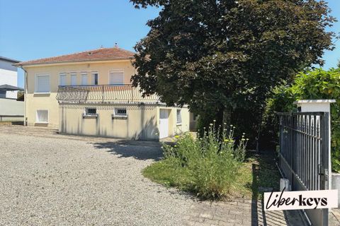 Villa i Charly, Rhone, Charly - € 649.000 | Ref: DOM32482 - foto 12