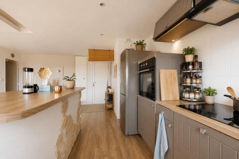Lejlighed i Marseille, Bouches-du-Rhone, Marseille - € 330.000 | Ref: DOM31794 - foto 5