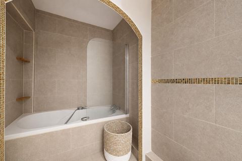 Lejlighed i Marseille, Bouches-du-Rhone, Marseille - € 330.000 | Ref: DOM31794 - foto 10