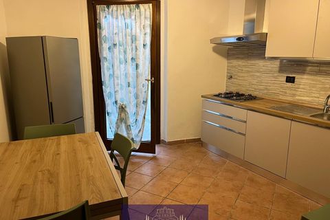 Apartament a Florence, Florence, Florence - € 1.200/mes | Ref: a26215 - foto 2