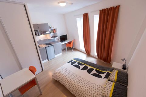 Erhvervsejendom i Lyon, Rhone, Lyon - € 110.000 | Ref: 5A820AAE2AE2499D - foto 3