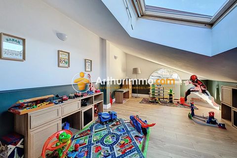 Villa i Bourgoin-Jallieu, Isere, Bourgoin-Jallieu - € 559.000 | Ref: 87055801 - foto 14