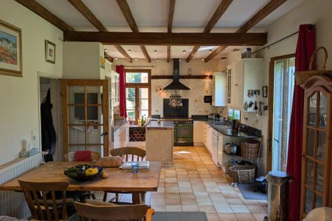 Landsbyhus i Saint-Aigulin, Charente-Maritime, Saint-Aigulin - € 249.999 | Ref: BVI85870 - foto 4