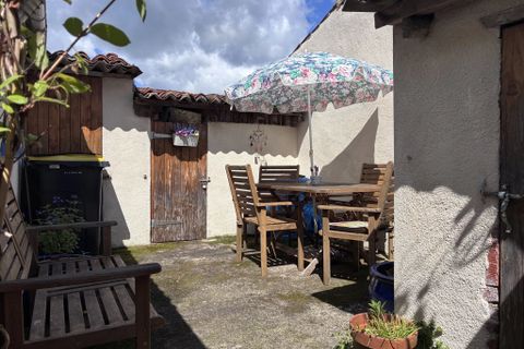 Landsbyhus i Millac, Vienne, Millac - € 61.000 | Ref: BVI84521 - foto 5