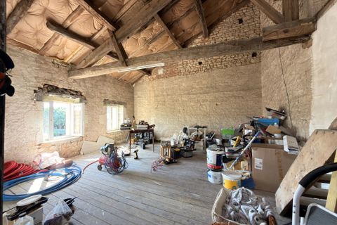 Villa i Sauze-Vaussais, Deux-Sevres, Sauze-Vaussais - € 220.000 | Ref: BVI85874 - foto 13