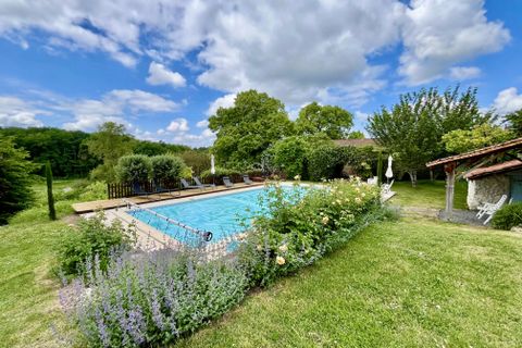 Villa a Aubeterre-sur-Dronne, Charente, Aubeterre-sur-Dronne - € 797.870 | Ref: BVI85383 - foto 13