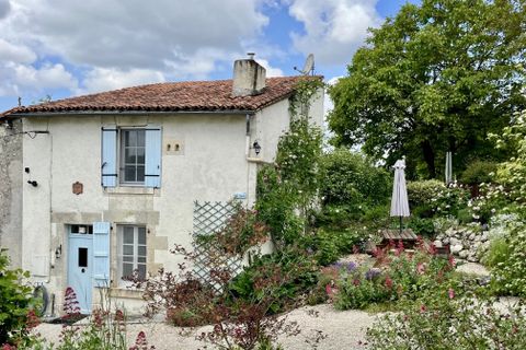 Villa a Aubeterre-sur-Dronne, Charente, Aubeterre-sur-Dronne - € 797.870 | Ref: BVI85383 - foto 15