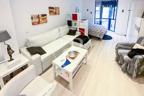 Villa in Madrid, Madrid, Madrid - € 1,450/month | Ref: AM2605093 - photo 2