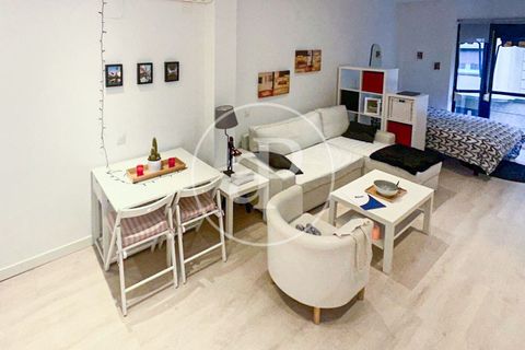 Villa in Madrid, Madrid, Madrid - € 1,450/month | Ref: AM2605093 - photo 3