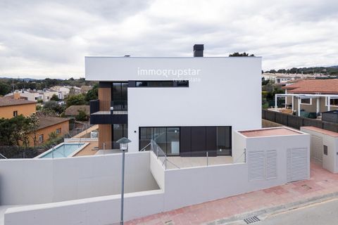 Rækkehus i Palamos, Gerona, Palamos - € 755.000 | Ref: 1415 - foto 8