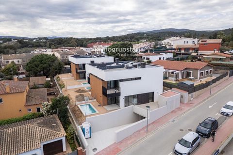 Rækkehus i Palamos, Gerona, Palamos - € 755.000 | Ref: 1415 - foto 10