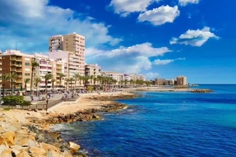 Villa i Torrevieja, Alicante, Torrevieja - € 539.000 | Ref: 782180 - foto 24