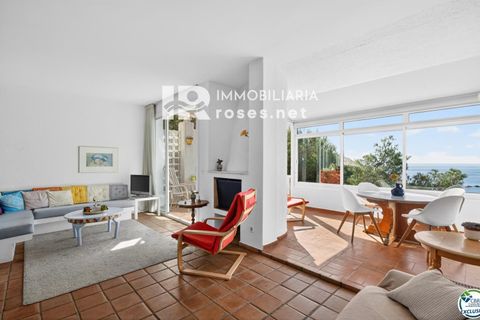 Villa i Roses, Gerona, Roses - € 349.000 | Ref: 3831 - foto 2