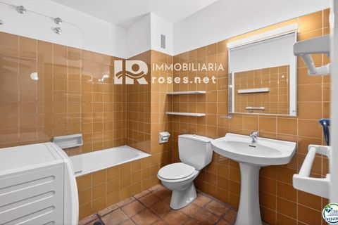 Villa i Roses, Gerona, Roses - € 349.000 | Ref: 3831 - foto 37