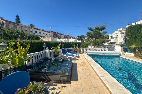 Villa a Torrevieja, Alicante, Torrevieja - € 420.000 | Ref: MLSC3516948/13477 - foto 23