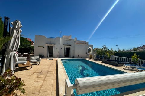 Villa a Torrevieja, Alicante, Torrevieja - € 420.000 | Ref: MLSC3516948/13477 - foto 26