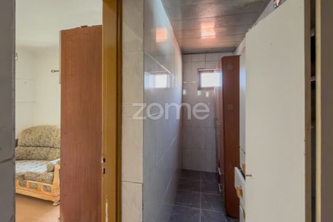 Villa i Odivelas, Lisbon, Odivelas - € 250.000 | Ref: ZMPT588698 - foto 14
