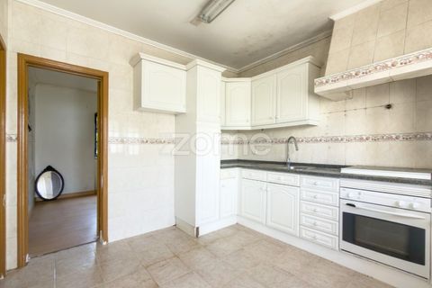 Villa i Odivelas, Lisbon, Odivelas - € 250.000 | Ref: ZMPT588698 - foto 18