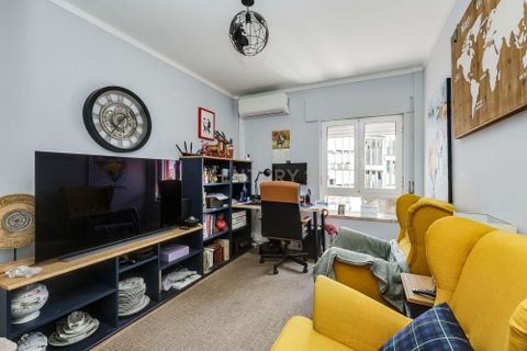 Lejlighed i Amadora, Lisbon, Amadora - € 360.000 | Ref: C0221-03893 - foto 19