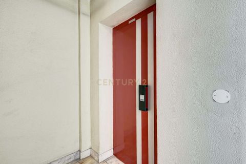 Lejlighed i Amadora, Lisbon, Amadora - € 360.000 | Ref: C0221-03893 - foto 24