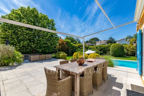 Villa i Antibes, Alpes-Maritimes, Antibes - € 2.990.000 | Ref: V0721AN - foto 4