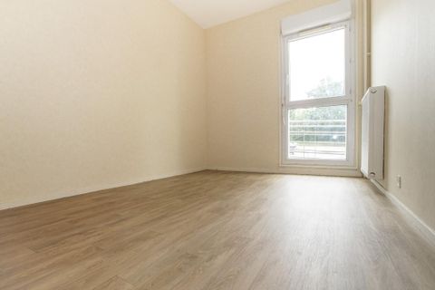 Apartament a Gueugnon, Saone-et-Loire, Gueugnon - € 616/mes | Ref: PARA230713061L - foto 4