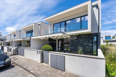 Rækkehus i Vila Verde, Braga, Vila Verde - € 495.000 | Ref: 01-3832 - foto 3
