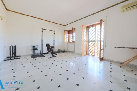 Apartament a Taranto, Taranto, Taranto - € 550/mes | Ref: 550 - foto 5