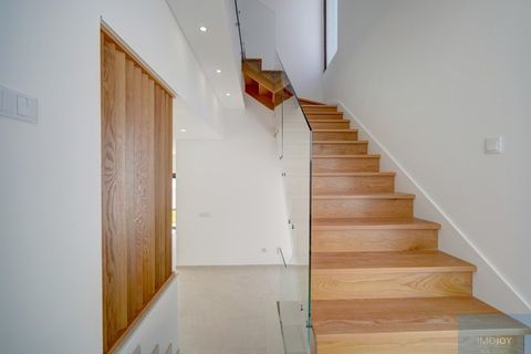 Villa a Cascais, Lisbon, Cascais - € 1.700.000 | Ref: MORLPP004 - foto 11