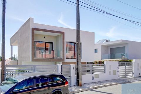 Villa a Cascais, Lisbon, Cascais - € 1.700.000 | Ref: MORLPP004 - foto 42